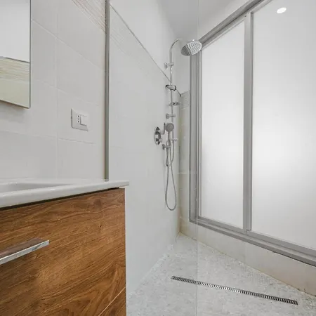 Ortensia In Station * Napoli